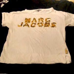 White Marc Jacobs tshirt.